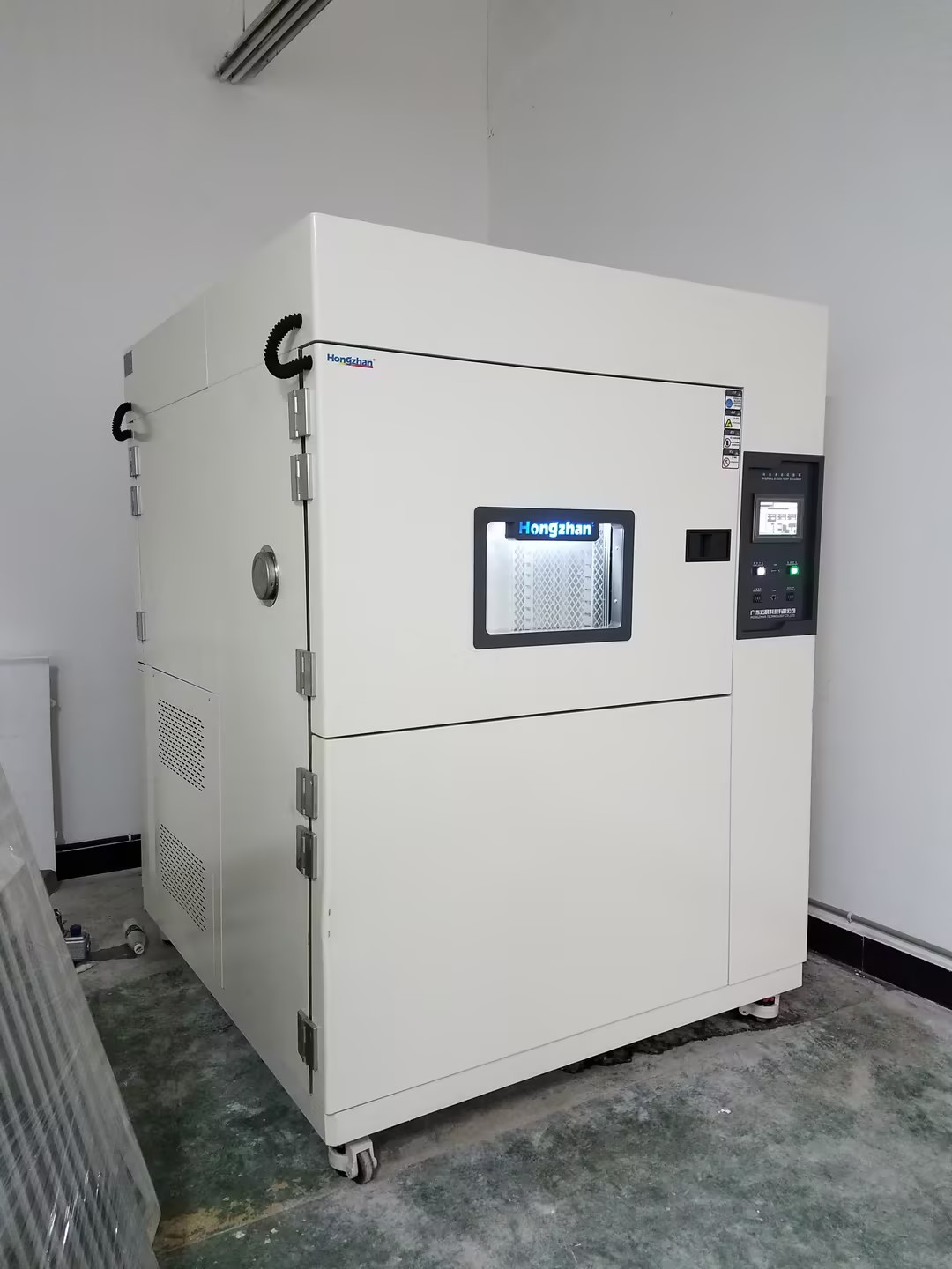 Three-Chamber Thermal Shock Chamber: A "Touchstone" for Reliability Under Extreme Conditions - In-depth Analysis of Its Working Principle